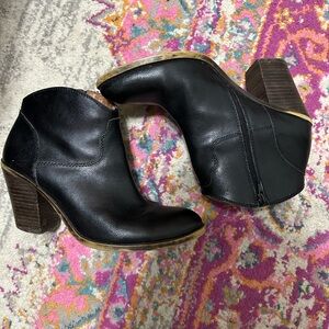 Lucky Brand Black Leather Ankle Boots